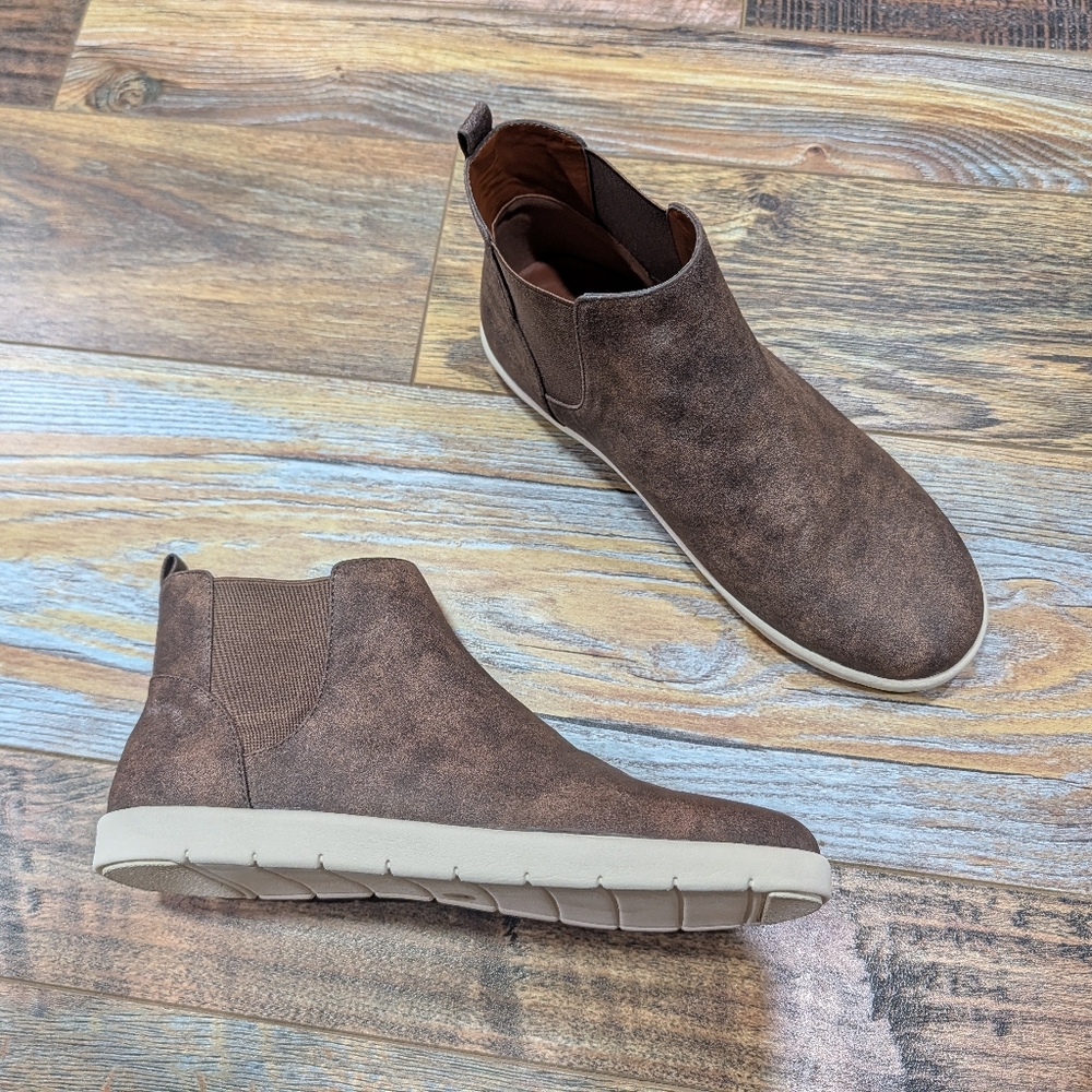 Lucky Brand Benton Chelsea Brown Boots Size 7